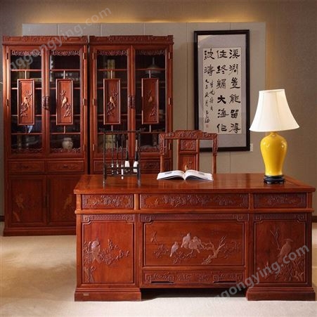 杨浦区老红木家具回收 每件都可以出价格欢迎比较