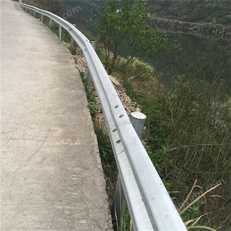 重庆高速公里波形护栏 波形梁钢护栏 锌钢护栏 道路护栏 重庆波形护栏厂家