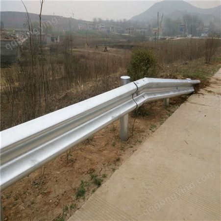 重庆高速公里波形护栏 波形梁钢护栏 锌钢护栏 道路护栏 重庆波形护栏厂家