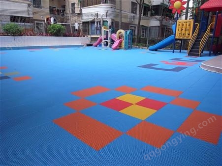 云南悬浮地垫 幼儿园篮球场地胶 户外 操场体育跑道 防滑地板