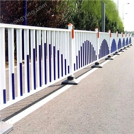 市政道路护栏马路公路人行道交通锌钢防护栏围栏